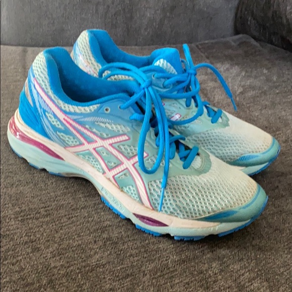 asics gel cumulus size 7